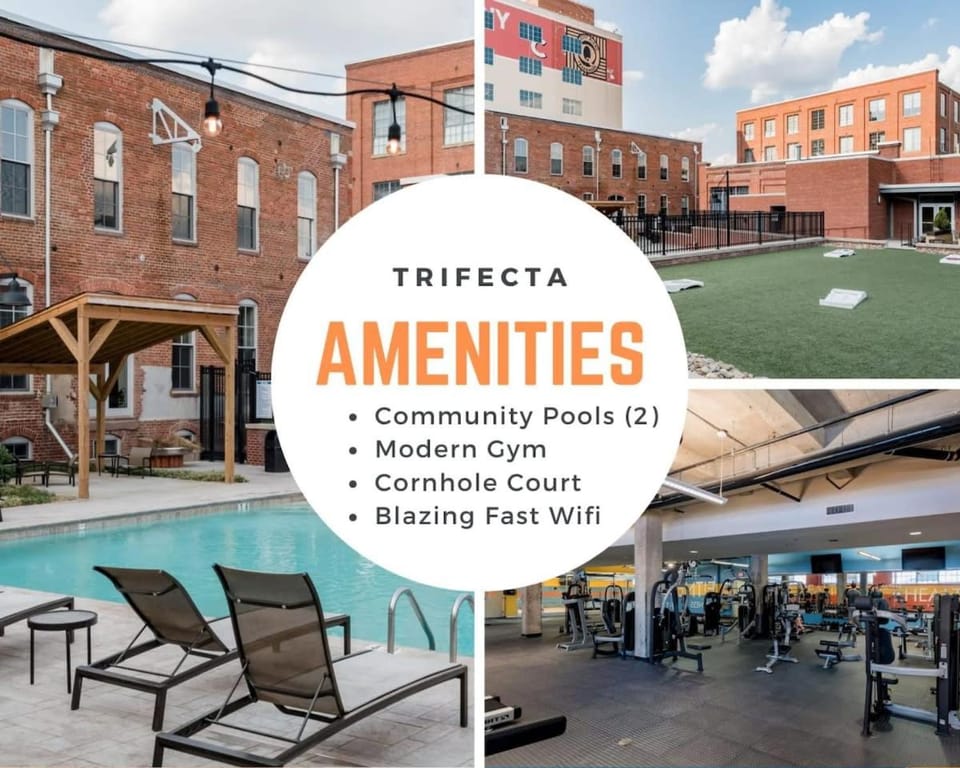100 Year Old Historic Brick 2BR Loft High Ceiling3 Apartment in Durham