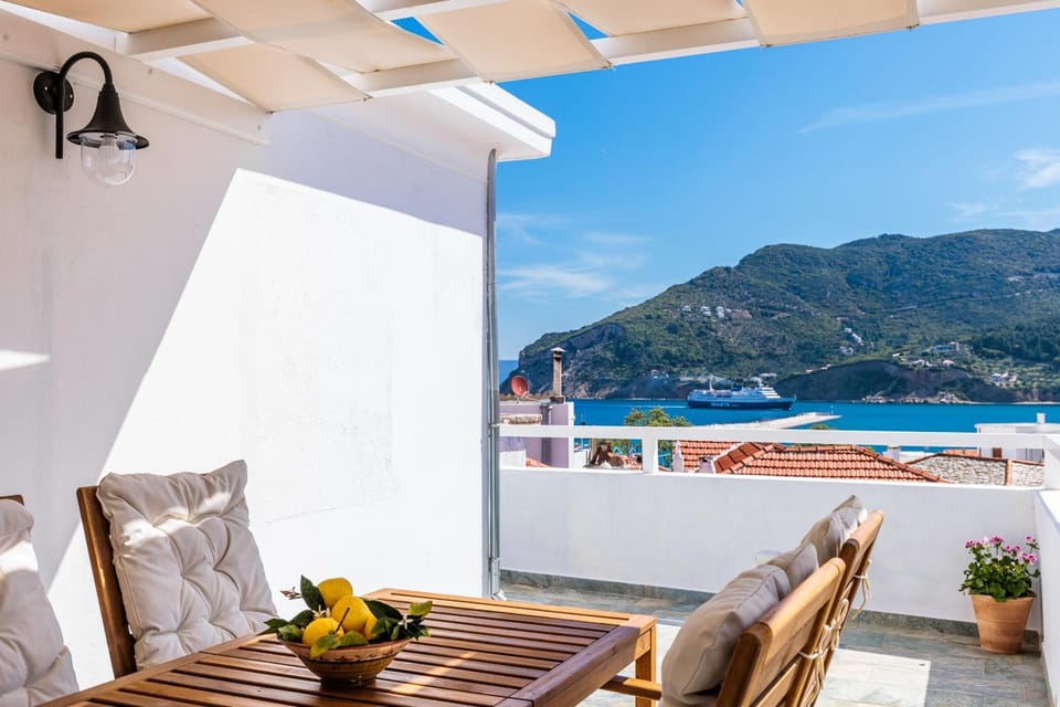View (from property/room), Balcony/Terrace