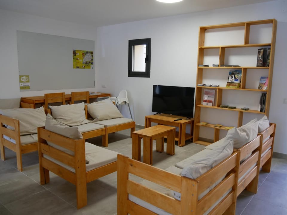 Communal lounge/ TV room, Communal lounge/ TV room, Library, Living room, Seating area
