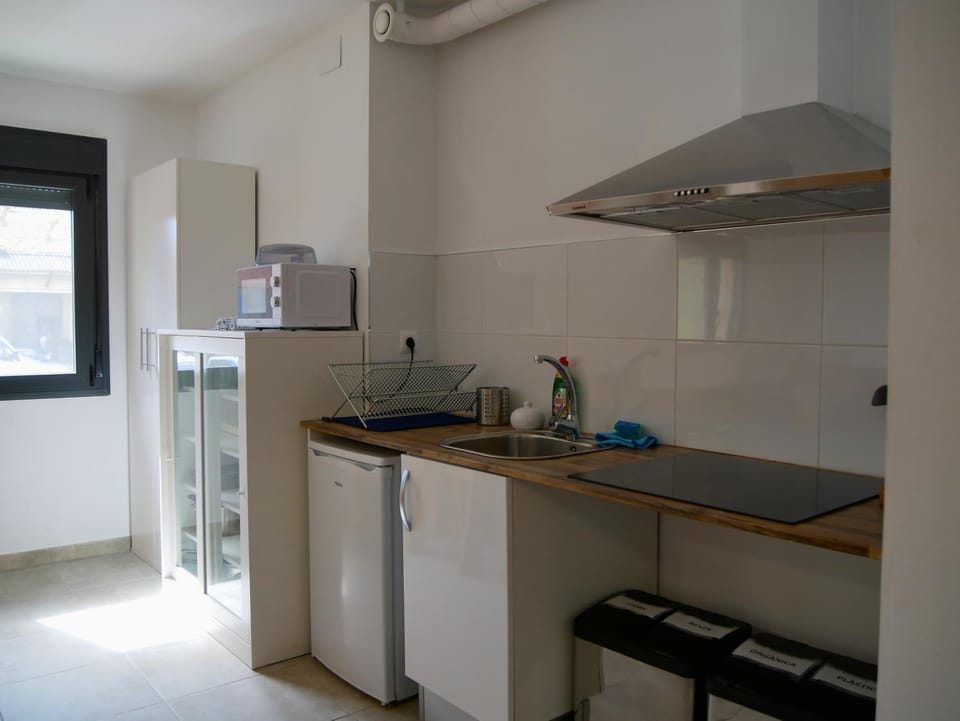 Kitchen or kitchenette, Communal kitchen