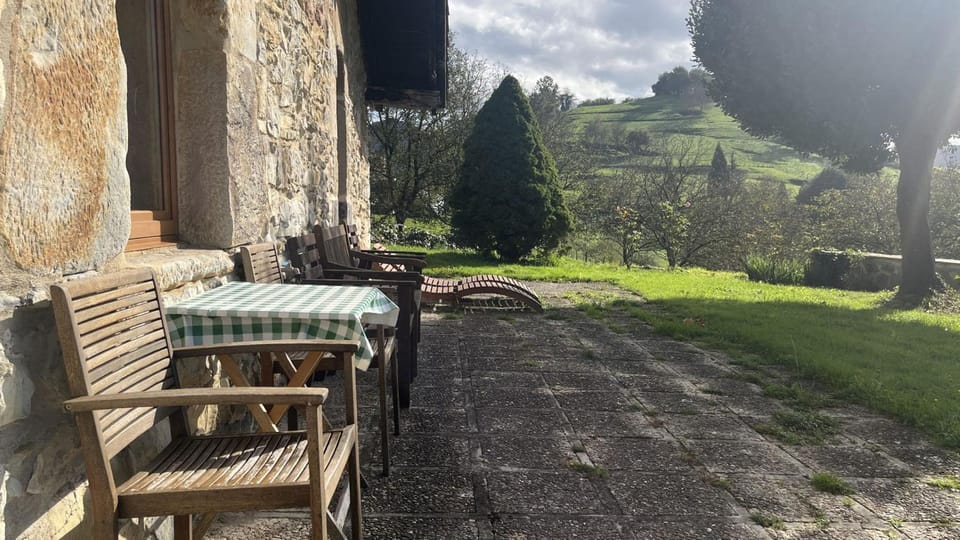 Off site, Garden
