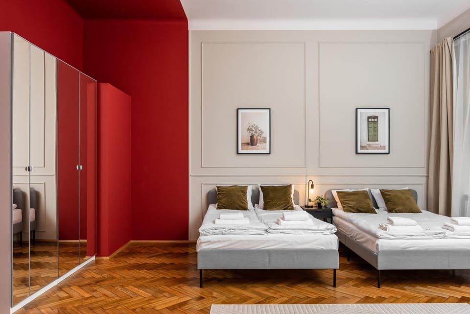 Bed, Photo of the whole room, Bedroom, towels, wardrobe
