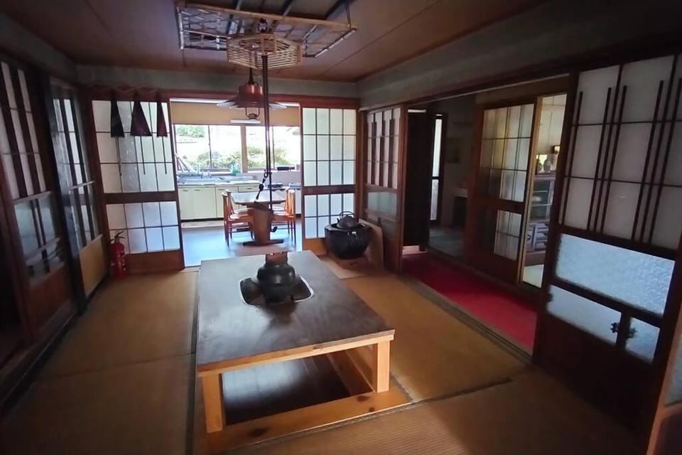 里山アウトドアフィールド・古民家コテージとろせ House in Tokyo Prefecture