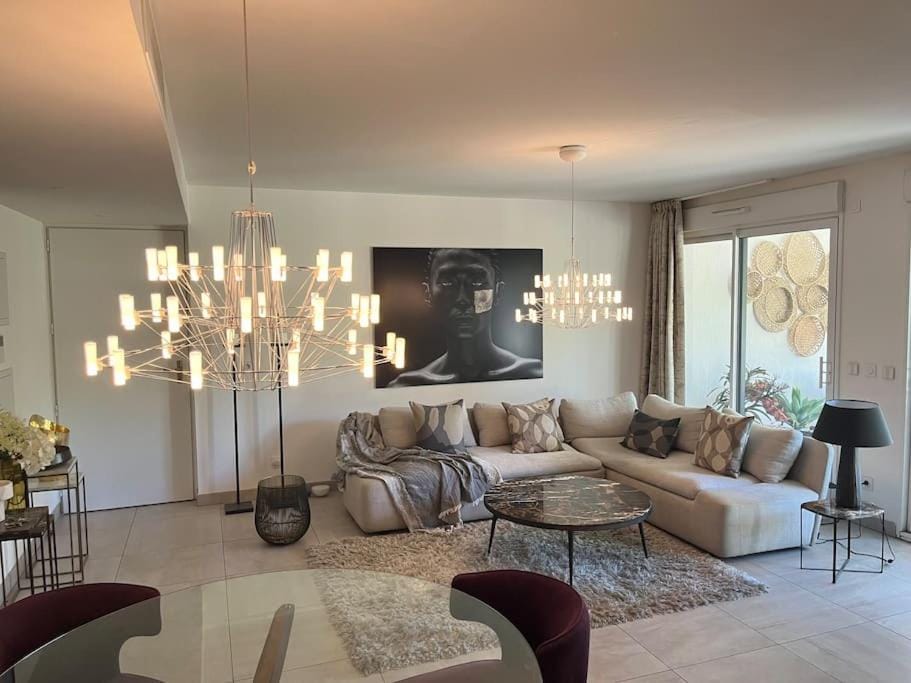 Horizon Bay - Pool - Fitness Room - Terrace Apartment in Cannes