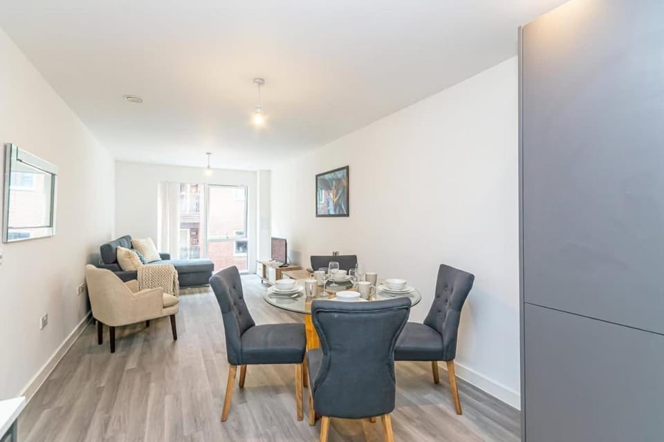Contemporary 2 Bed Apartment in Central Manchester Apartment in Manchester