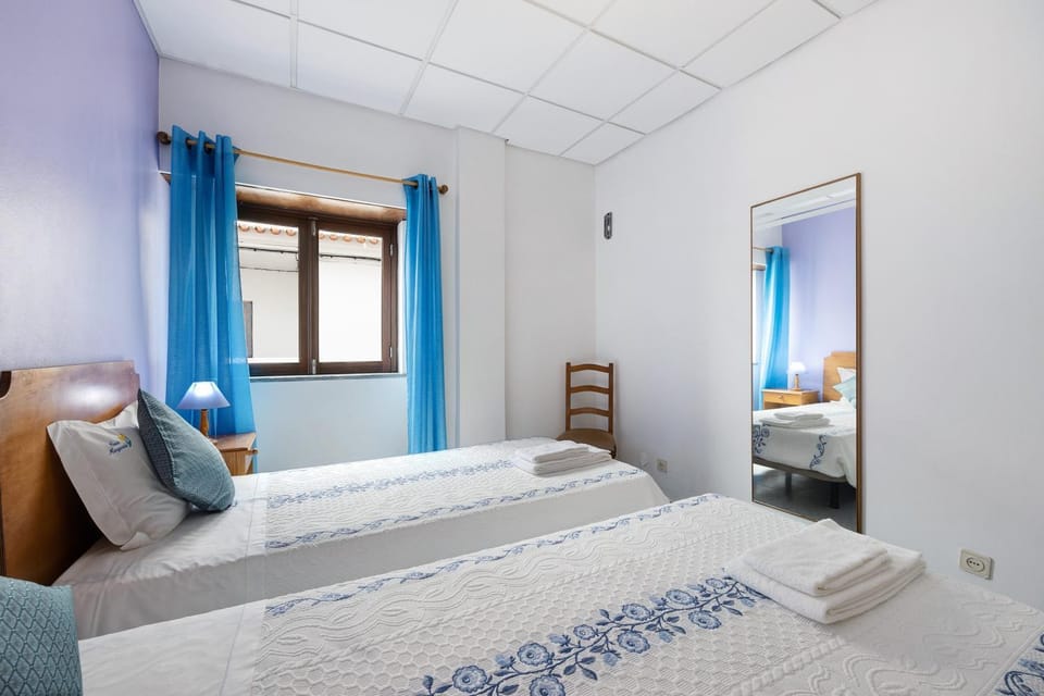 Property building, Living room, Bedroom