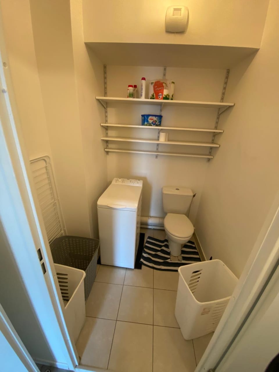 Super chambre avec bureau Vacation rental in Île-de-France