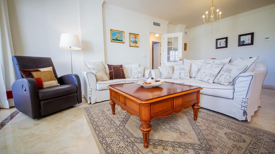 Terrazas de los Hidalgos, F21A Apartment in Costa del Sol
