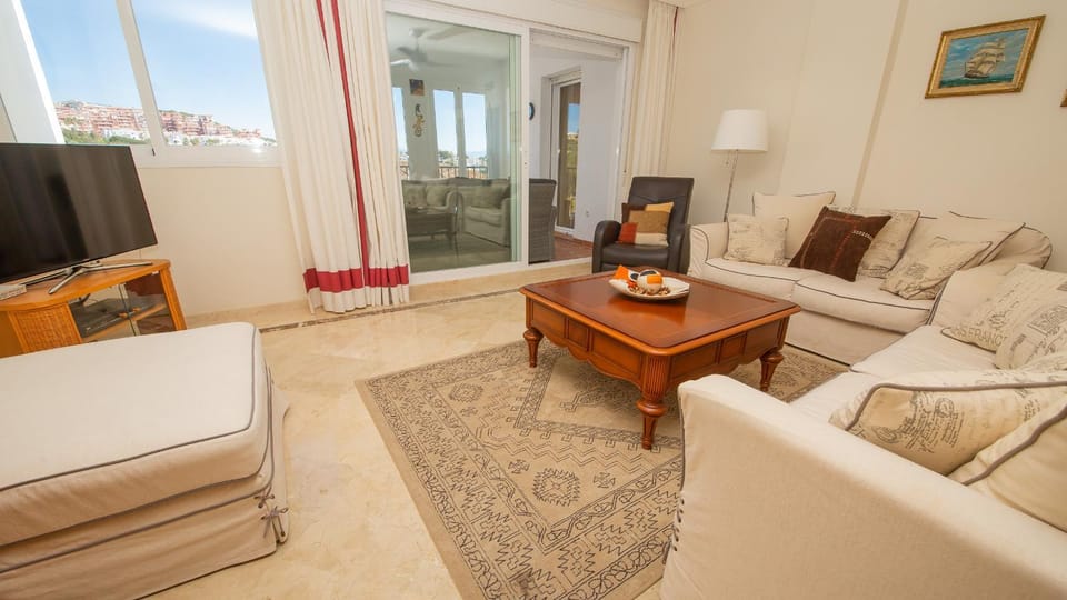 Terrazas de los Hidalgos, F21A Apartment in Costa del Sol