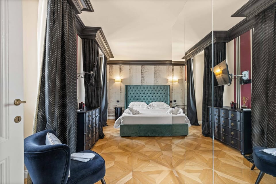 Bed, TV and multimedia, Bedroom, heating, towels, air conditioner