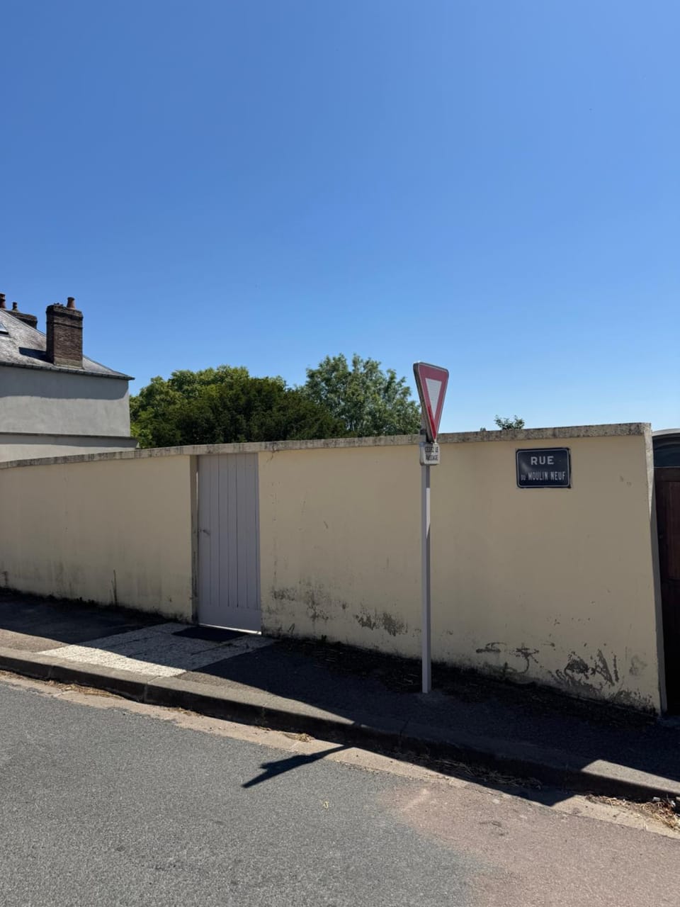 Studio St Florentin 2 Apartment in Bourgogne-Franche-Comté