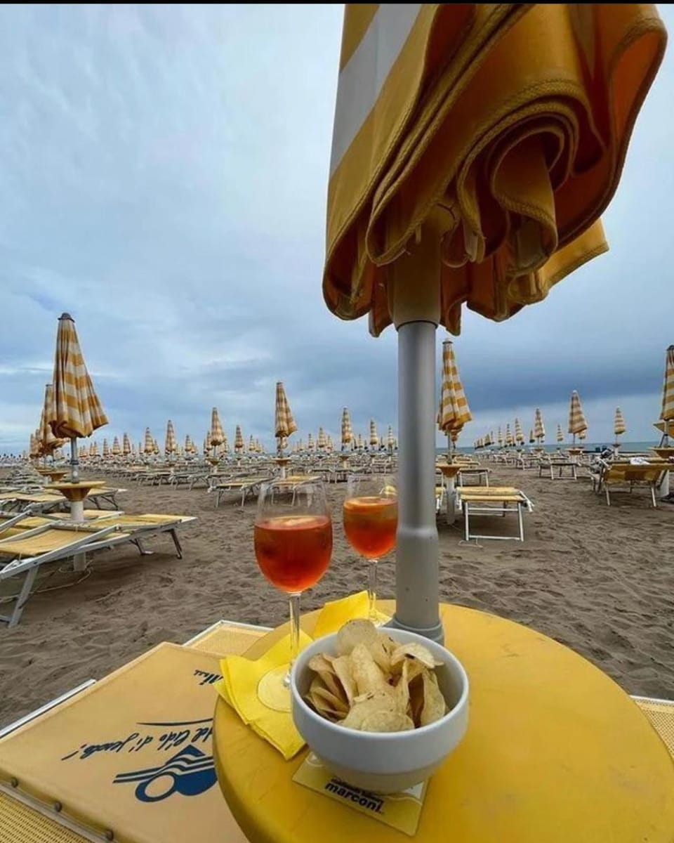 Food and drinks, Beach, Sea view, sunbed