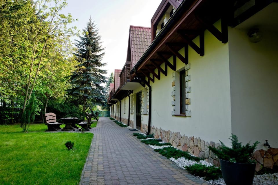 Sokoli Dwór Bed and Breakfast in Poland