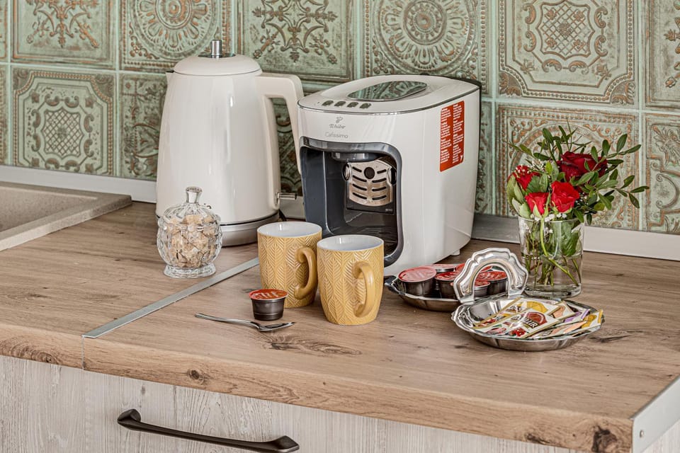 Coffee/tea facilities, Kitchen or kitchenette