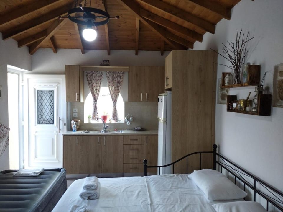 AMISIANA LITTLE BEAUTY NEXT TO NATURE House in Kavala, Greece