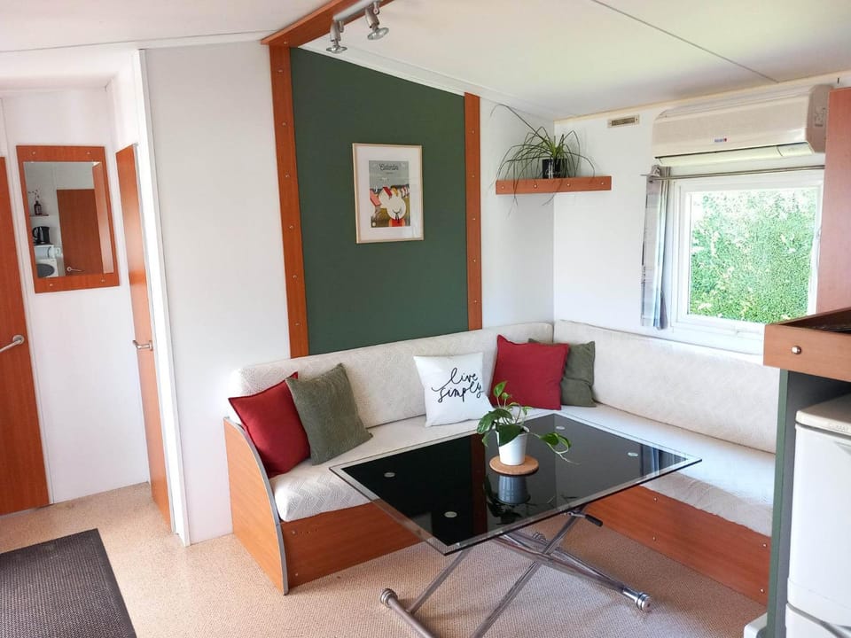 Bungalow Campground/ 
RV Resort in Normandy