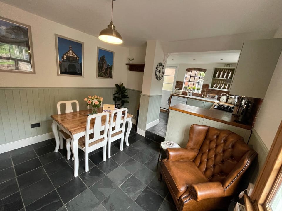 The Railway Cottage Bridgnorth House in England