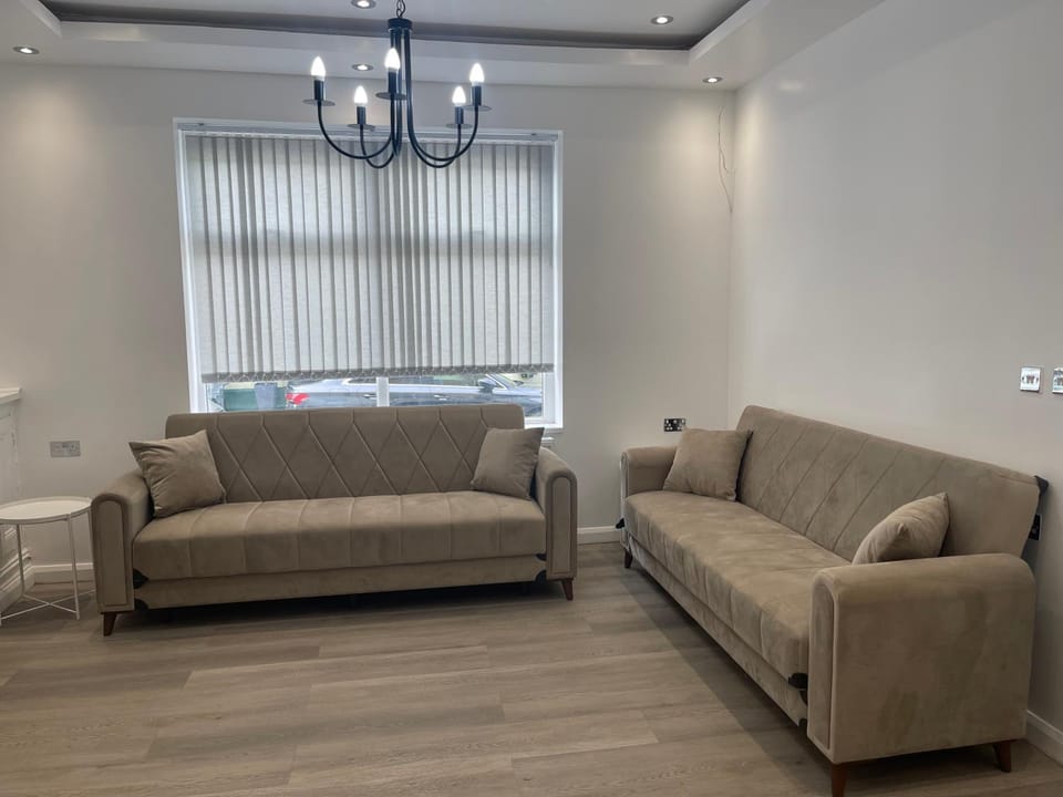 Araan House Hotel -Families and Couples Only Bed and Breakfast in Blackpool