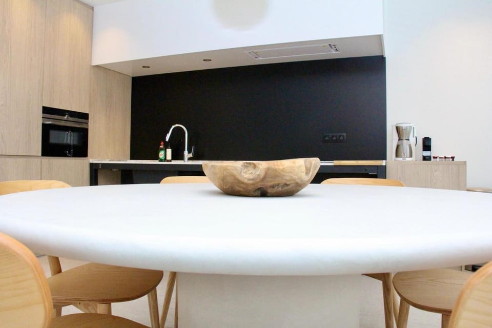 Kitchen or kitchenette, Dining area, minibar
