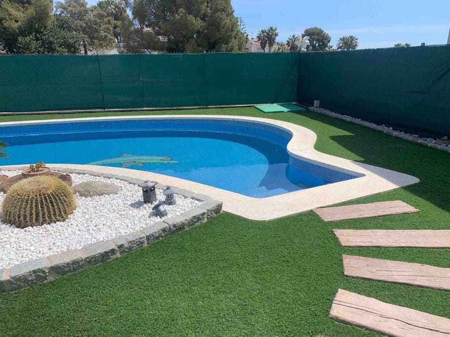 Big house with swimming pool House in Baix Penedès