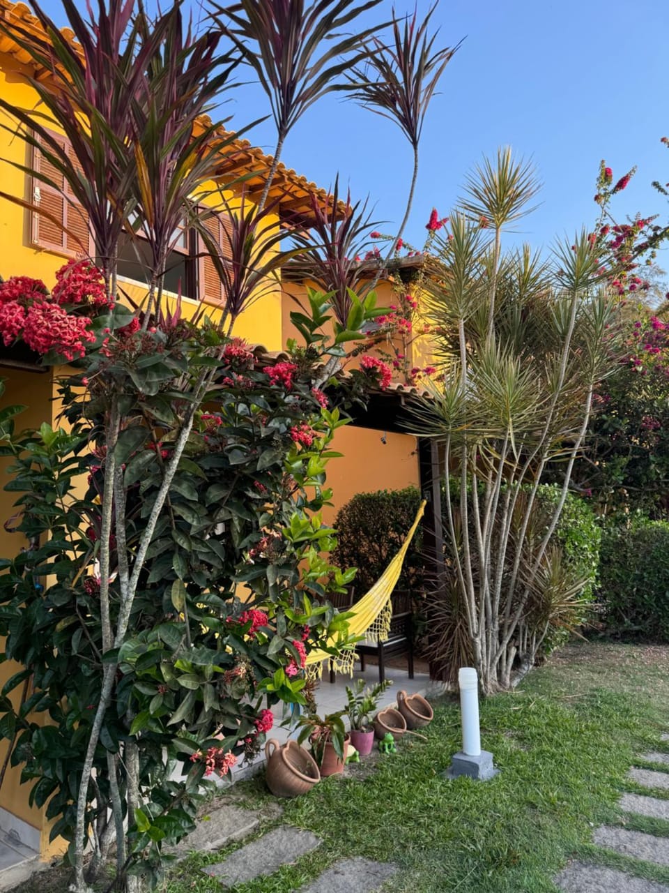 Property building, Spring, Day, Garden, Garden view