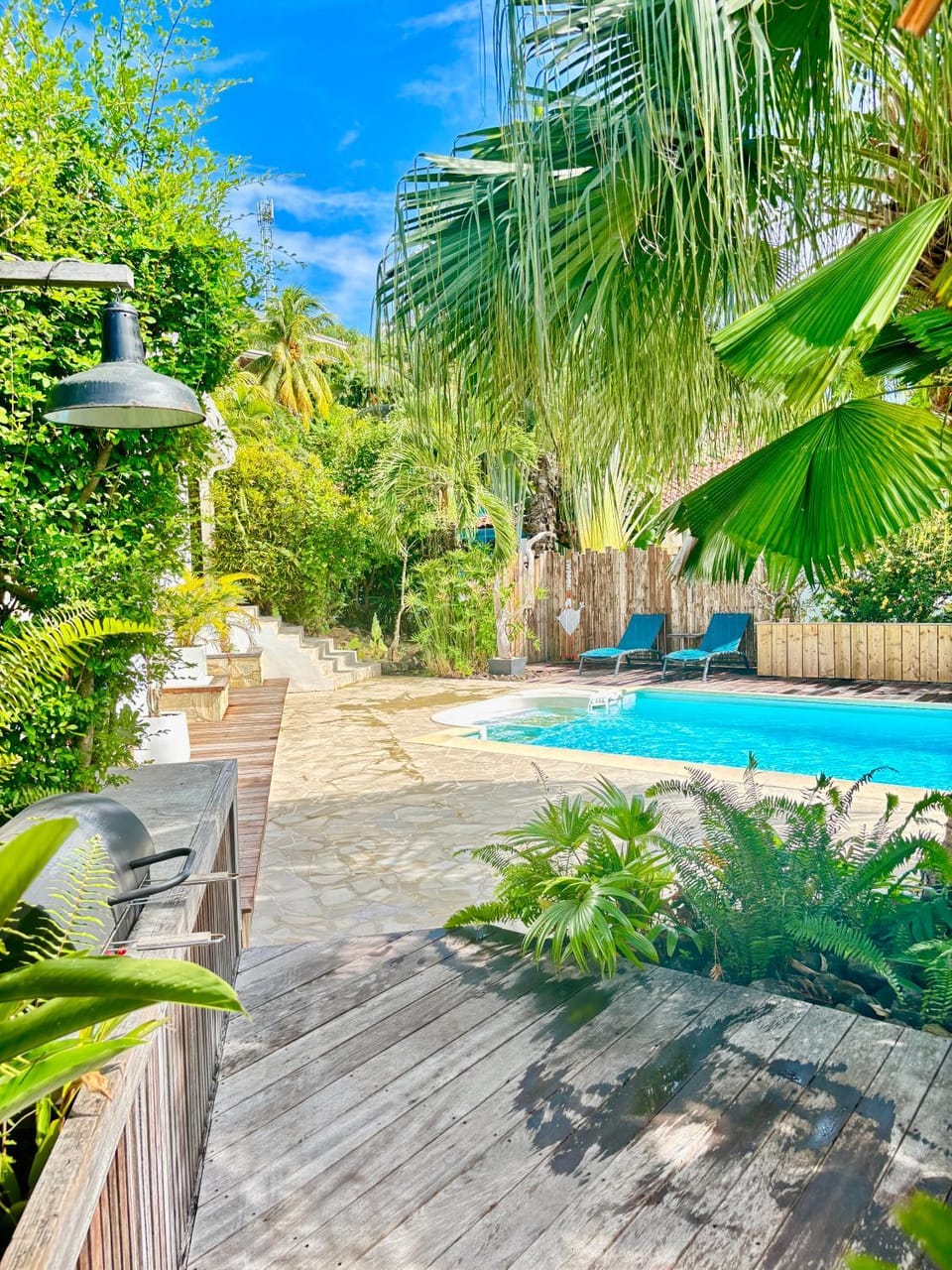Patio, Day, BBQ facilities, Garden, Garden view, Pool view, Swimming pool, sunbed