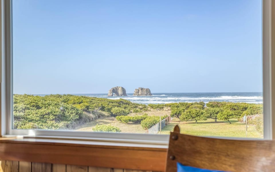 Rockaway Twin View - Meredith Lodging House in Rockaway Beach