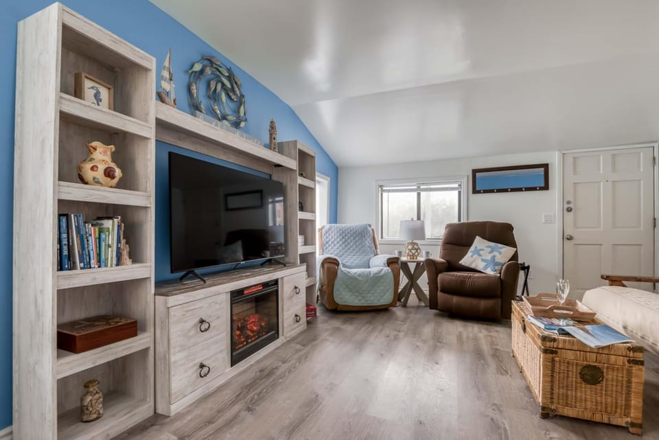 Towne Cottage Rockaway Beach - Meredith Lodging House in Rockaway Beach