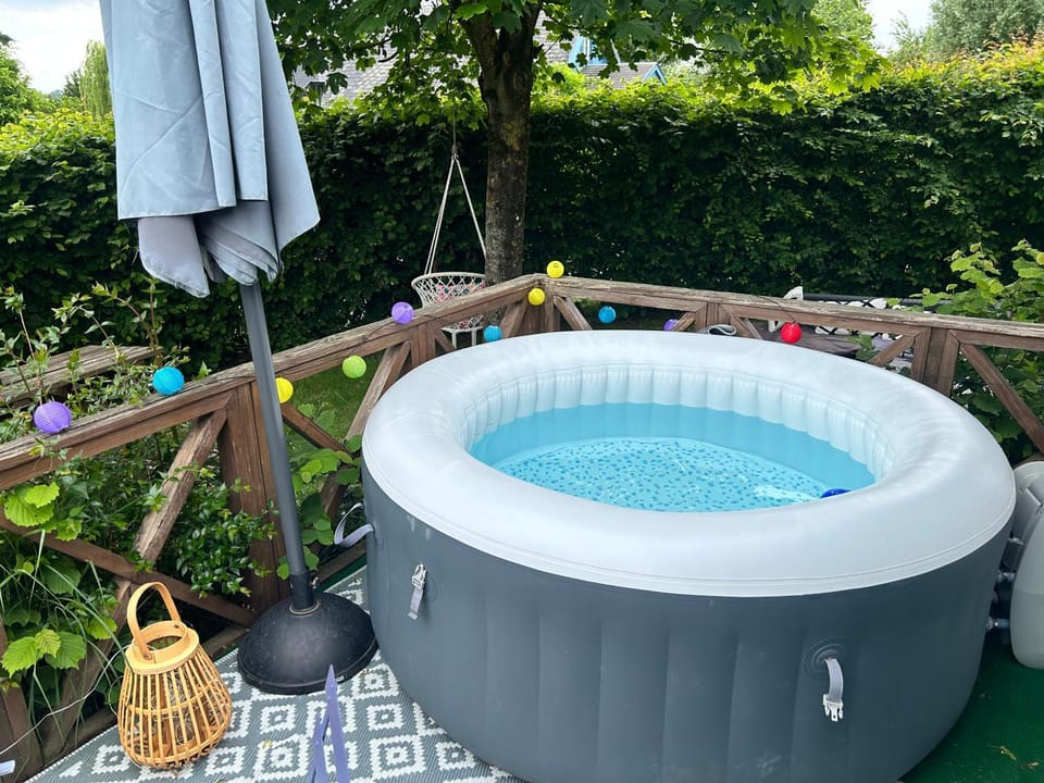 Gîte chalet bleu soleil Chalet in Normandy