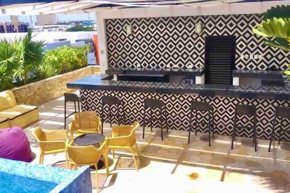 Balcony/Terrace, Lounge or bar, Food and drinks, Seating area