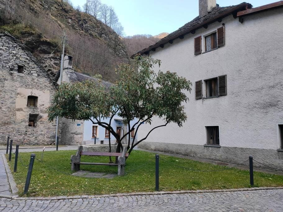 Armonia edificio storico del 1563. Apartment in Canton of Ticino