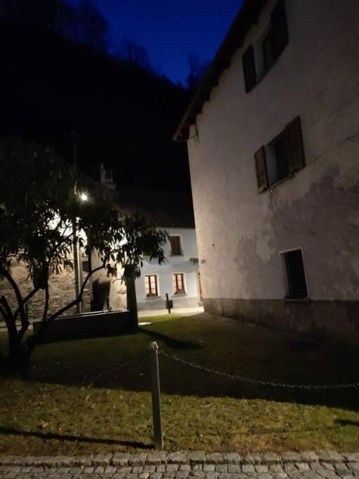 Armonia edificio storico del 1563. Apartment in Canton of Ticino