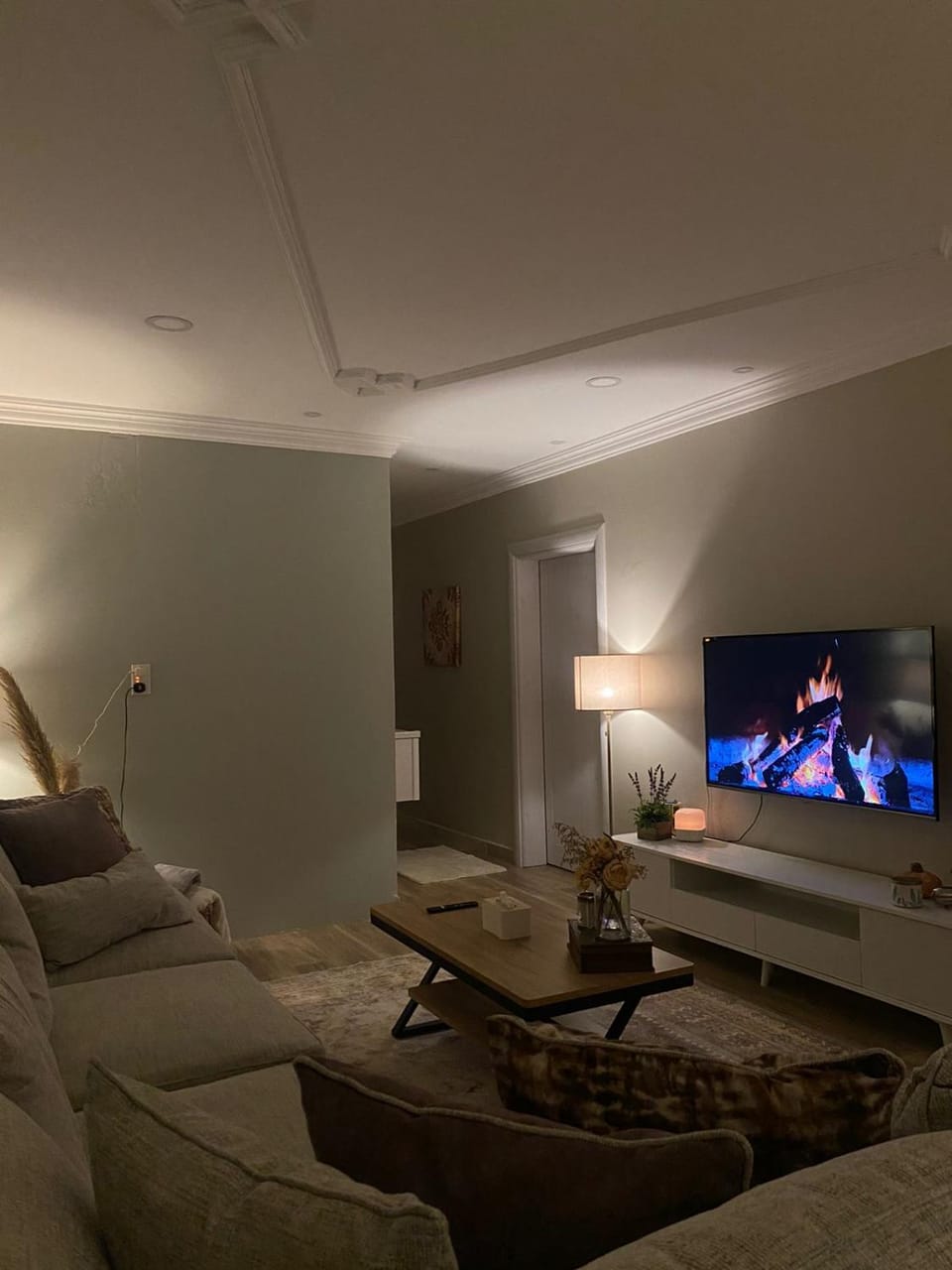 Communal lounge/ TV room