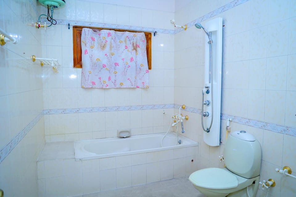 Bathroom, Bath