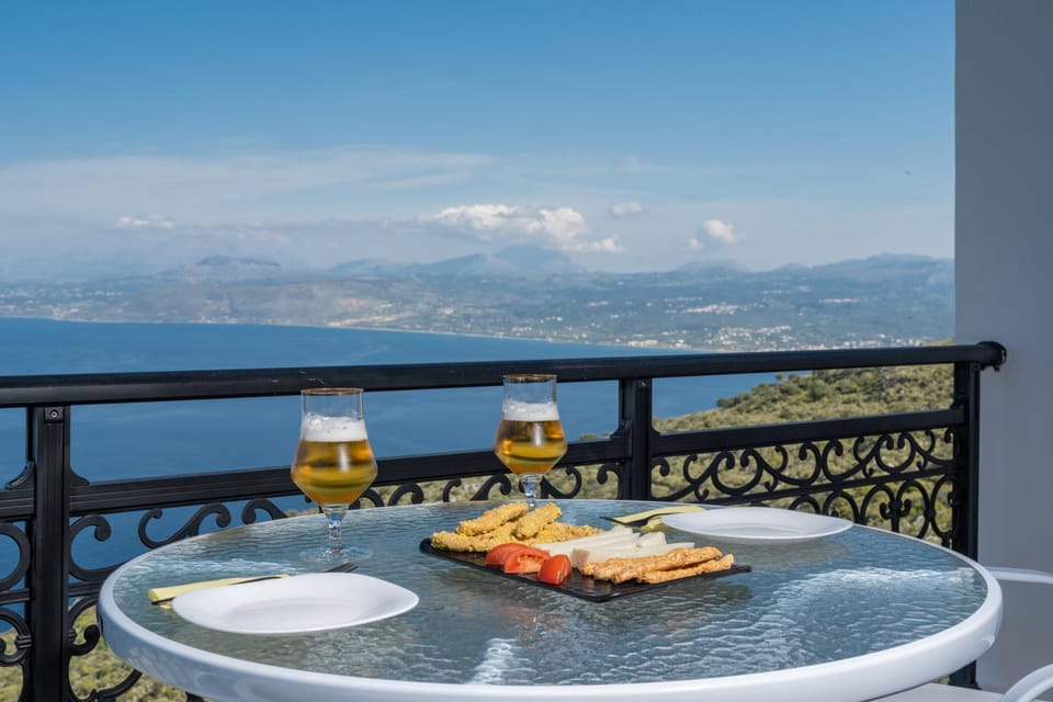 View (from property/room), Balcony/Terrace, Mountain view, Sea view, Breakfast