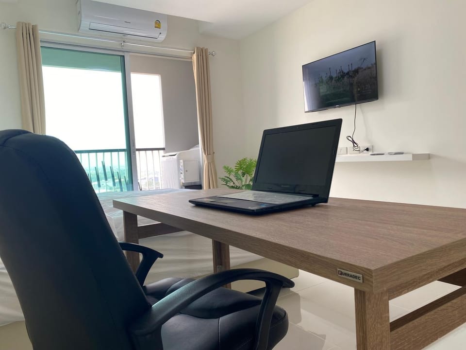 22fl Condo near Vibharam Hospital 30sqm Monthly rental Apartment in Bangkok