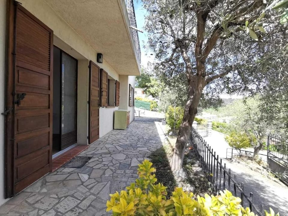 Bas de Villa au Calme Apartment in Cagnes-sur-Mer
