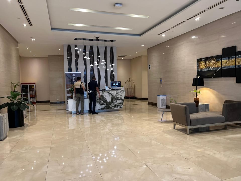 Condotel in Venice Grand Canal Mall Taguig Apartment hotel in Makati