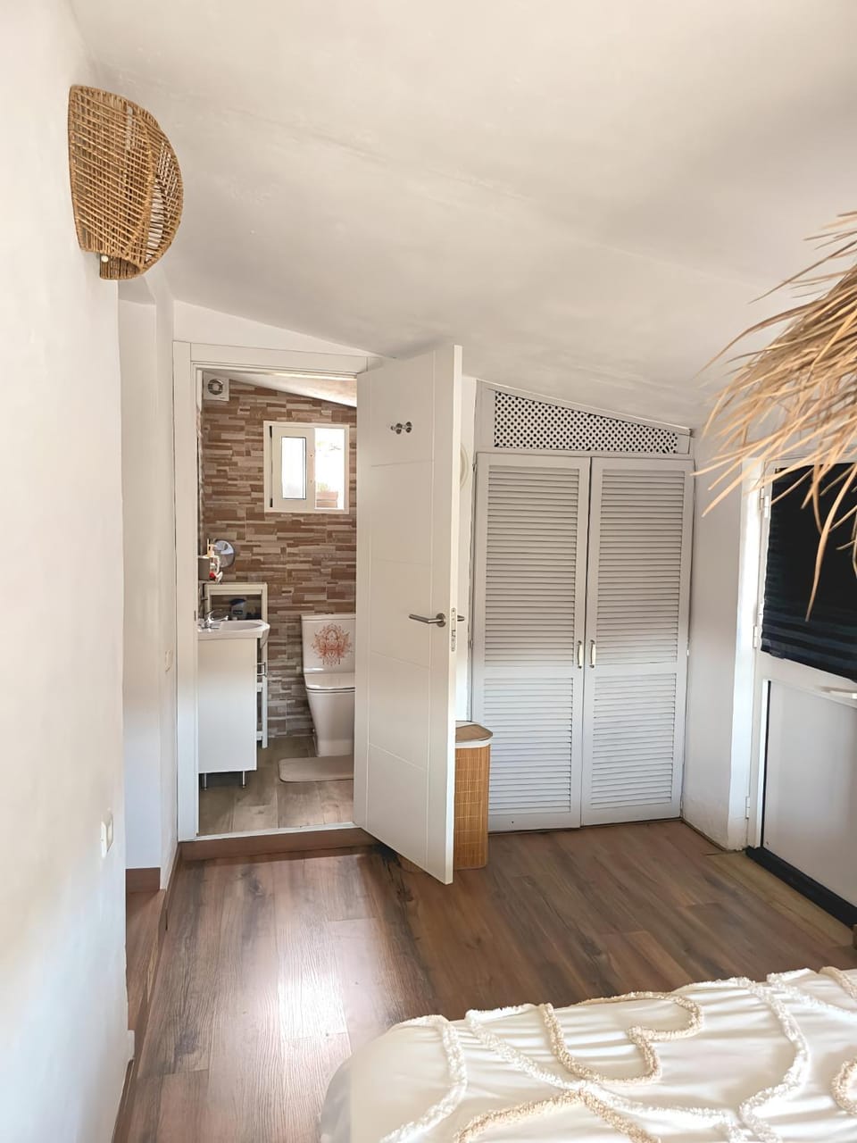 Toilet, Bathroom, Bedroom, wardrobe