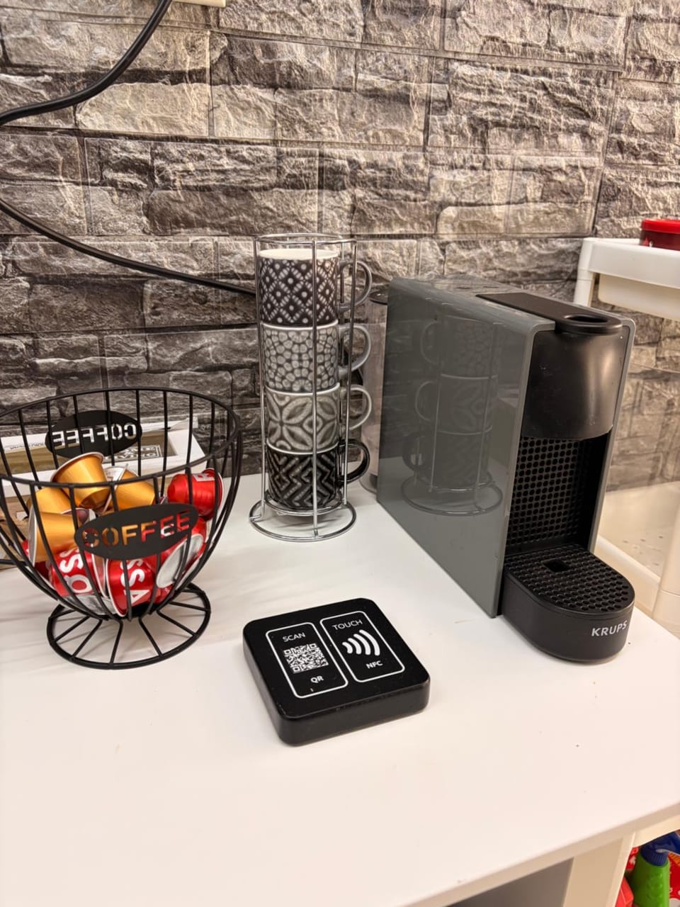 Coffee/tea facilities, minibar