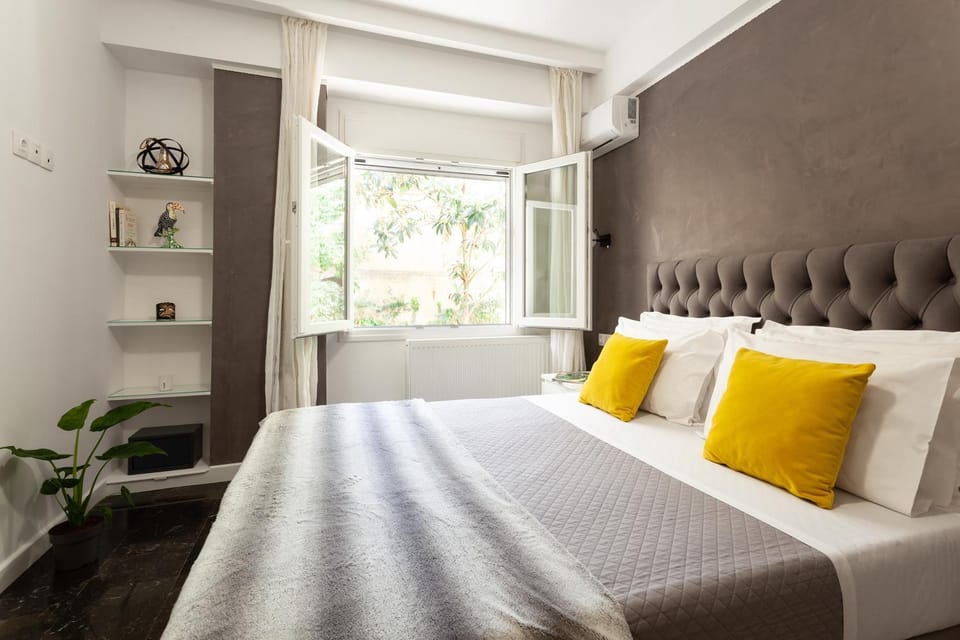 Bed, Bedroom
