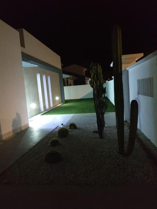 CHALET ARRILUCE Plaza de parking gratis en la playa Chalet in Chiclana de la Frontera