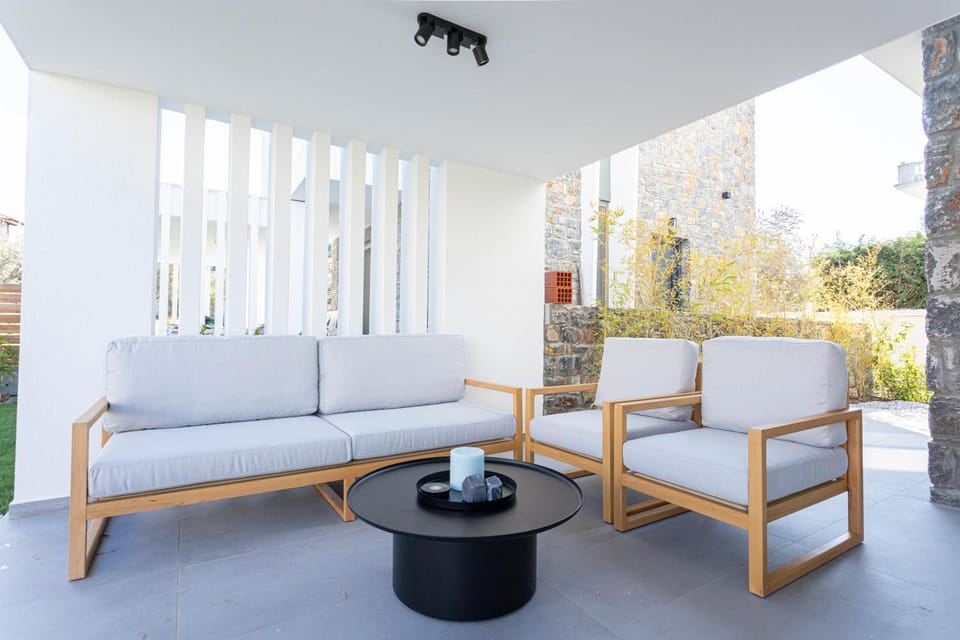Patio, Balcony/Terrace, Seating area