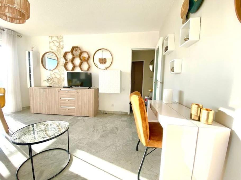 T2 - Le Vadon, Bord de mer Apartment in Saint-Raphael