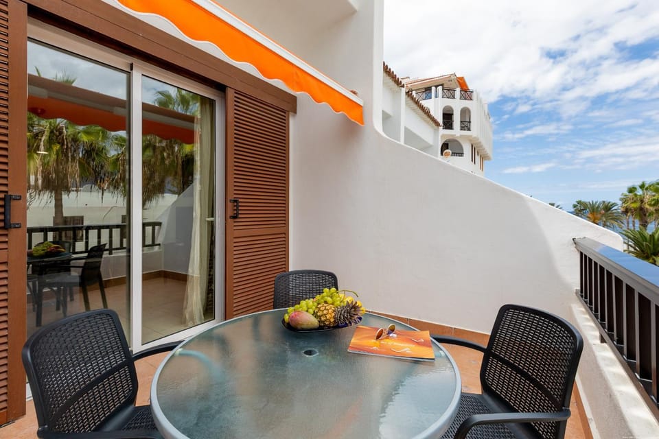 Two bedrooms apartment in Parque Santiago 2 Apartment in Playa de las Americas