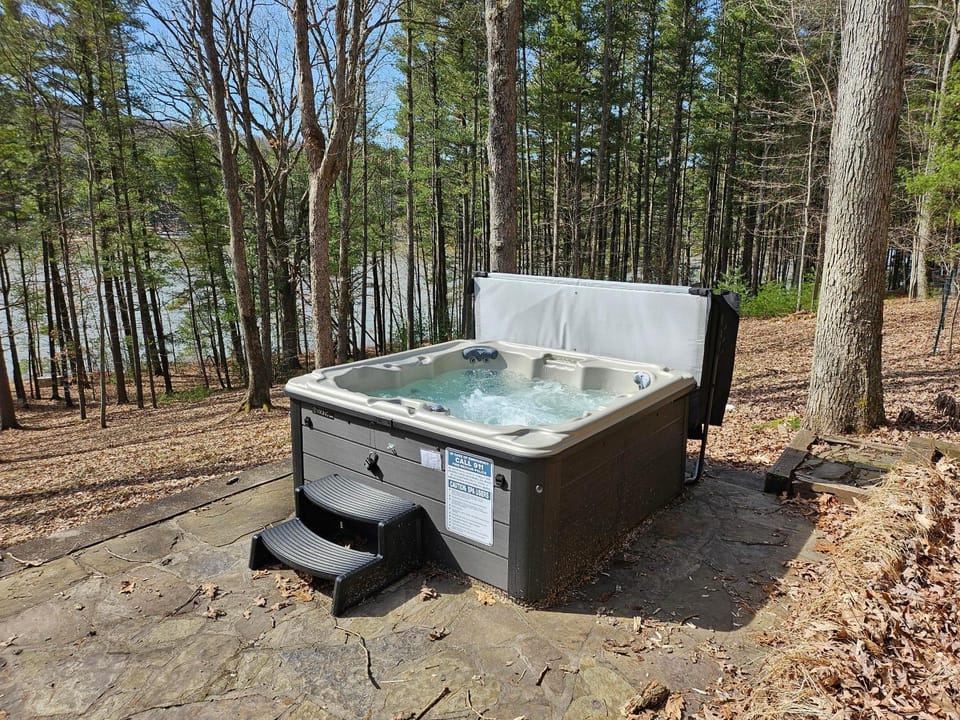 Lake Time House in Deep Creek Lake