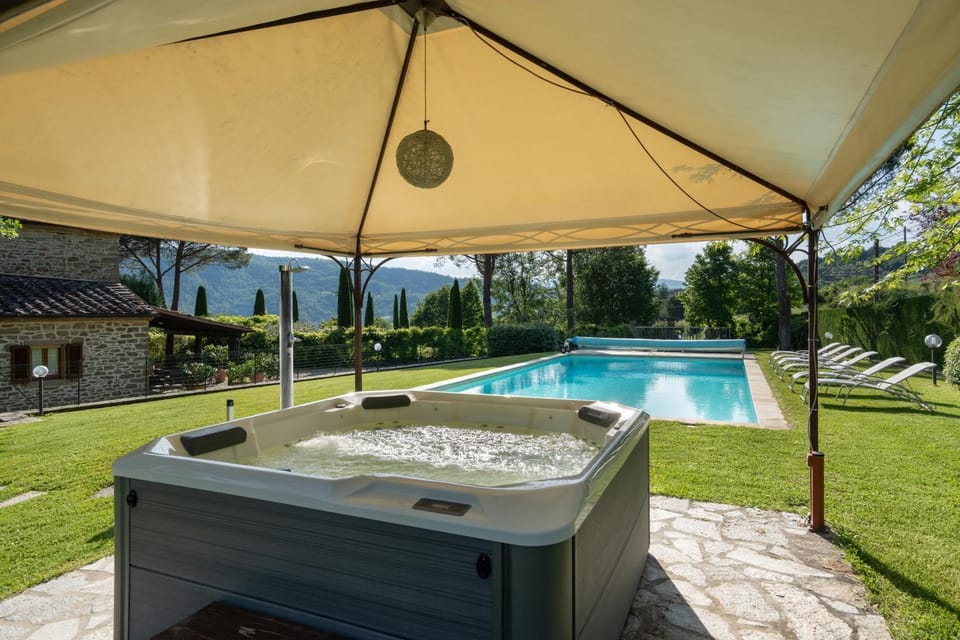 Garden, Hot Tub, Swimming pool
