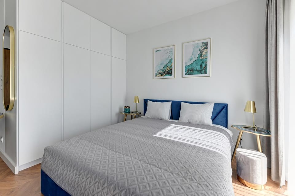 Bed, Photo of the whole room, Bedroom, wardrobe