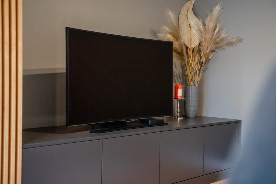 Communal lounge/ TV room, TV and multimedia