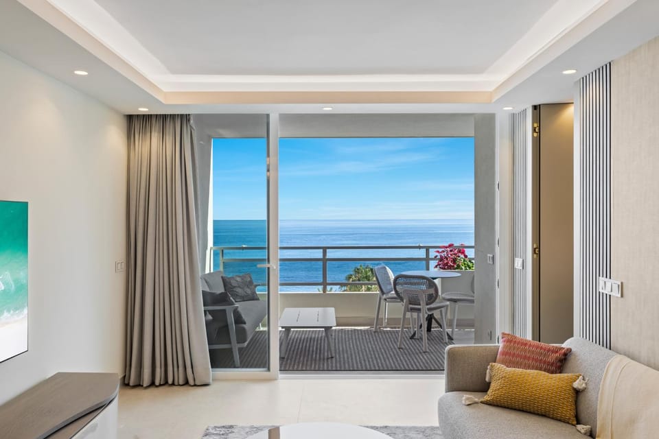TV and multimedia, Balcony/Terrace, Living room, Sea view